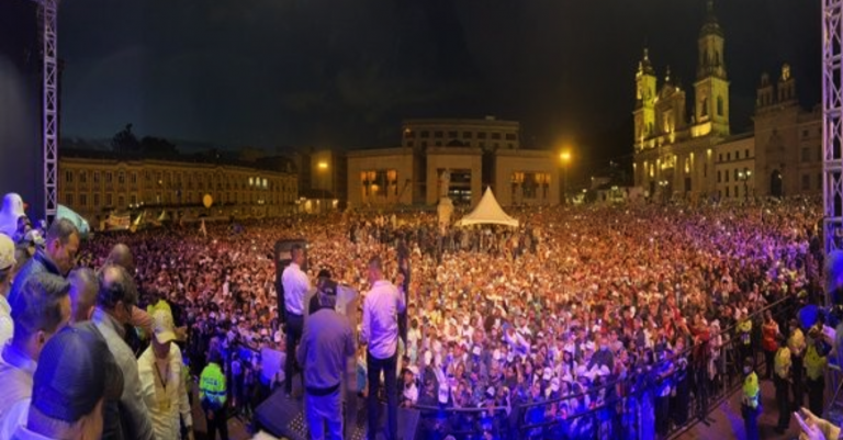 Petro cierra campaña presidencial